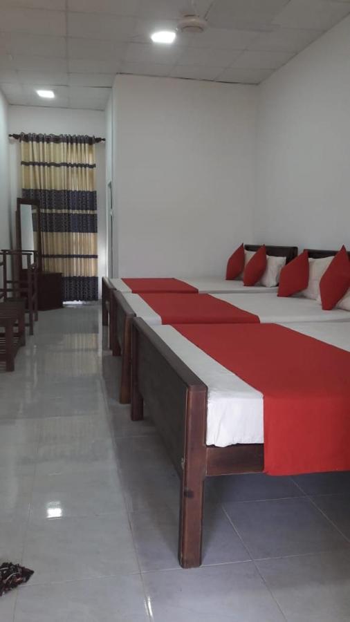 Meegahapokuna Resort Anuradhapura Bagian luar foto