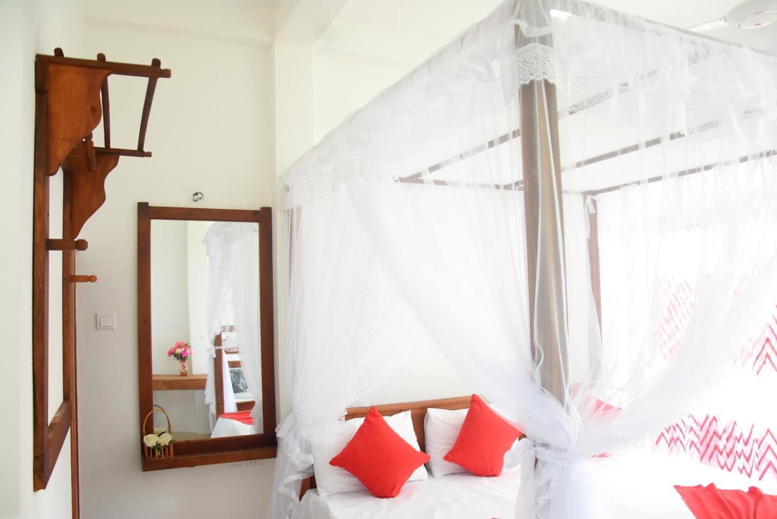 Meegahapokuna Resort Anuradhapura Bagian luar foto